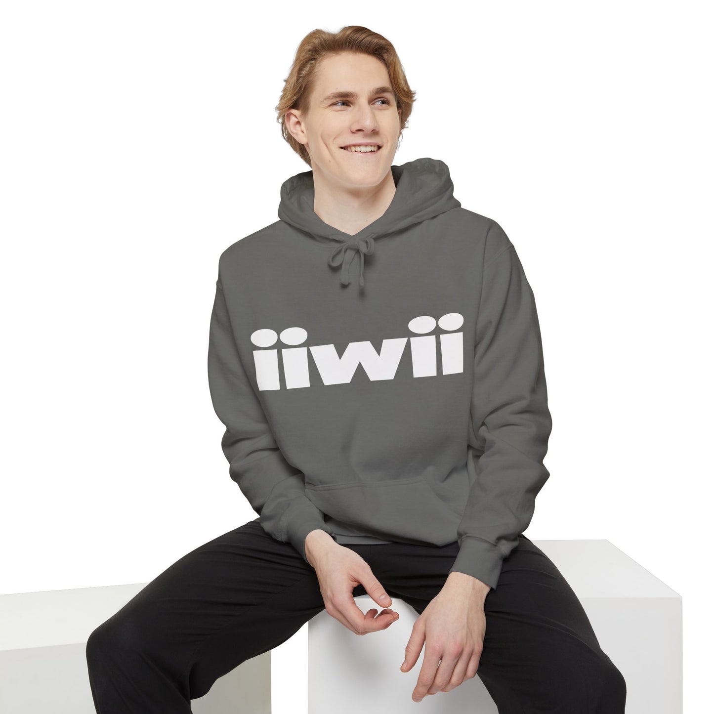 iiwii Retro Logo Hoodie